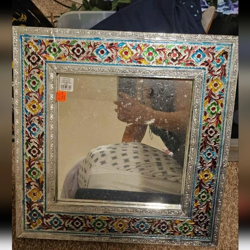 Decorative mirror